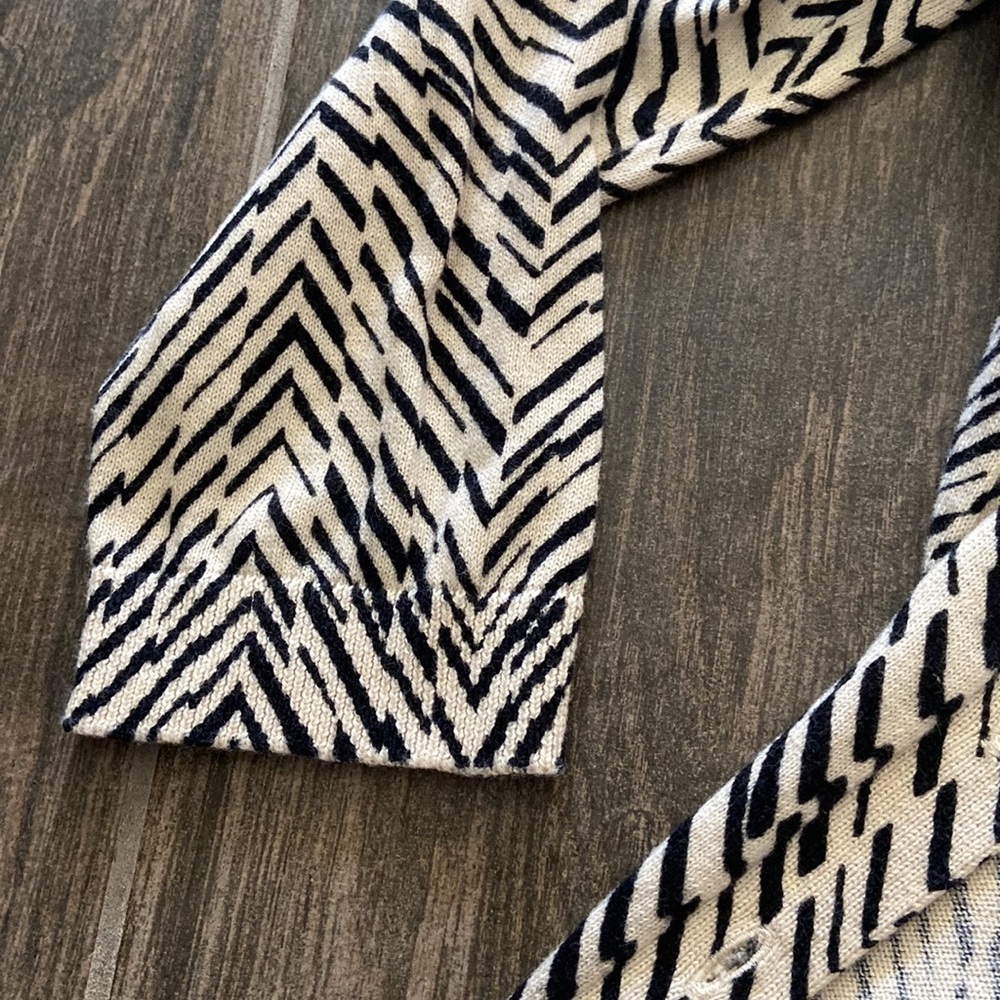 Loft - Button Down Cardigan - Picture 6 of 8